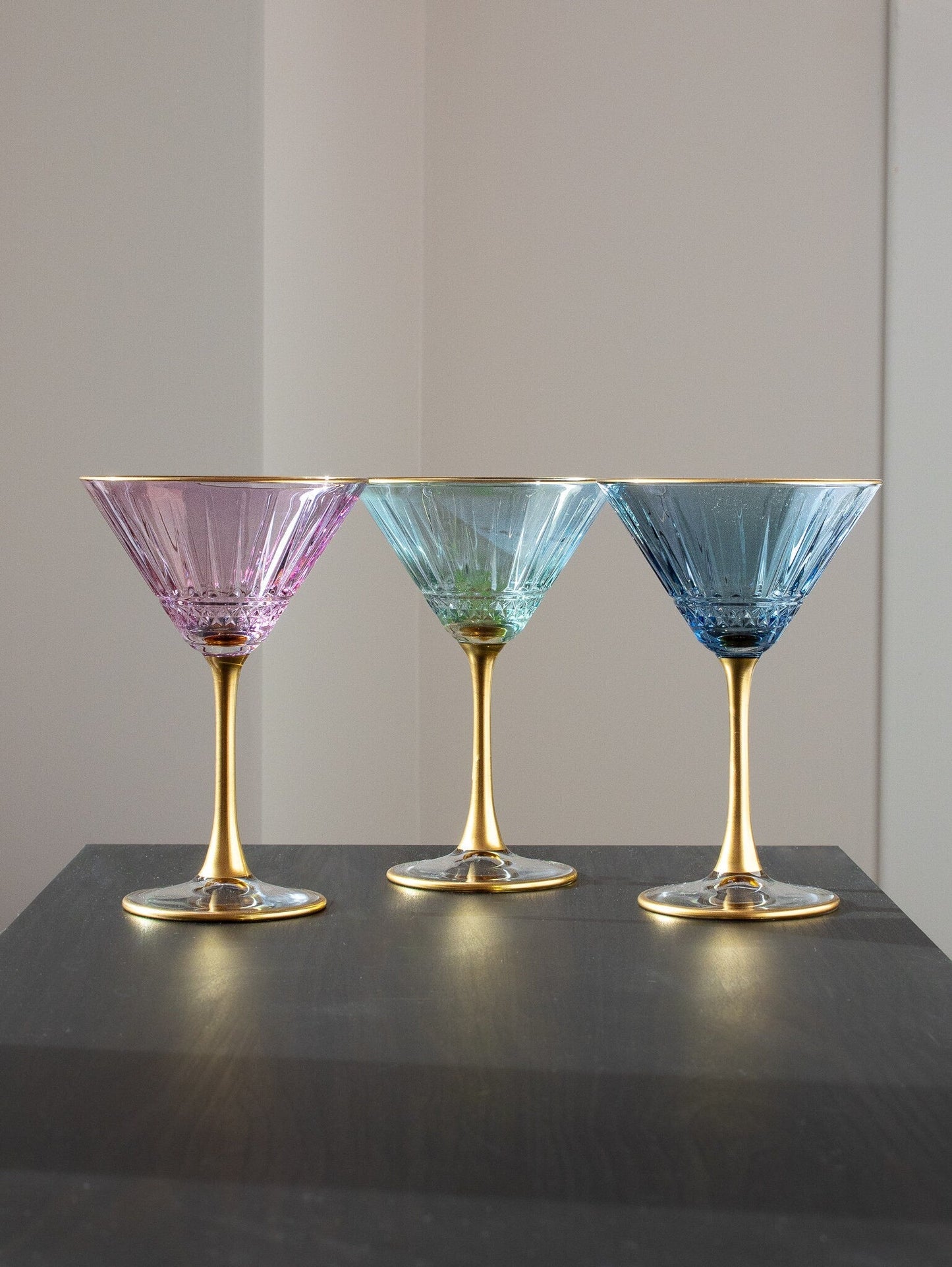 Frittillaria Vintage Colored Martini Glass